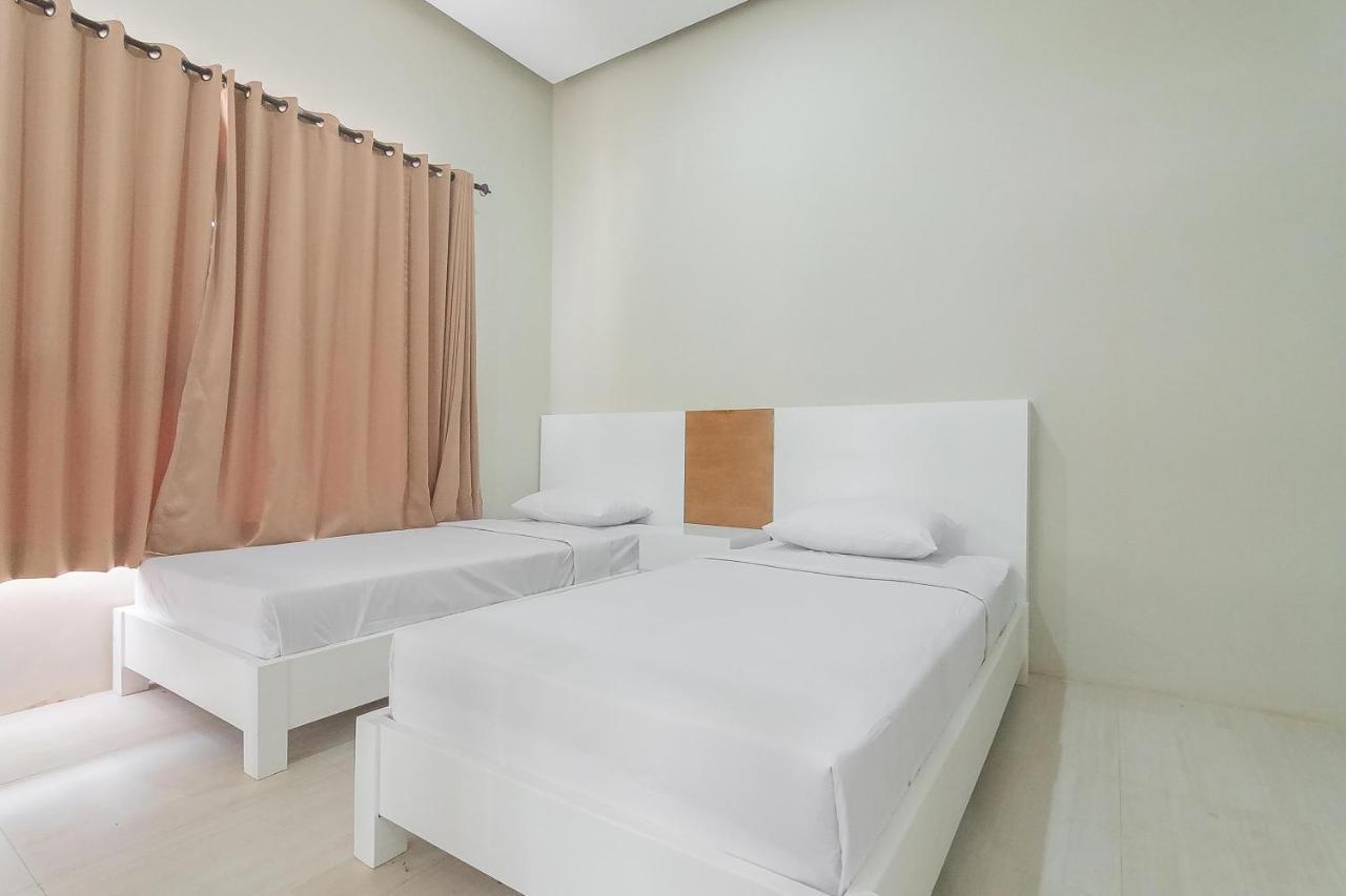 Reddoorz Resort Syariah Near D'Castello Ciater Subang Exterior foto