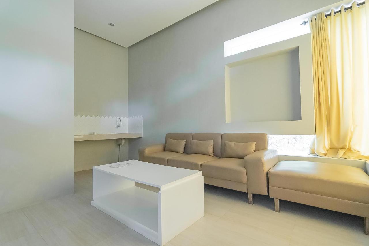 Reddoorz Resort Syariah Near D'Castello Ciater Subang Exterior foto